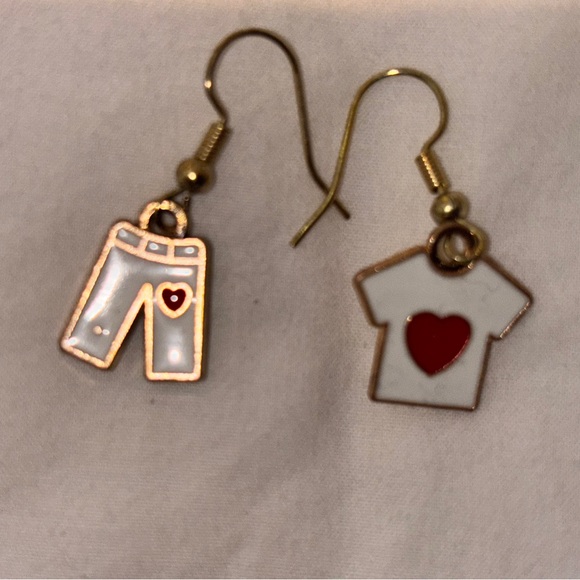 Nordstrom Heart Envelope Earrings - Picture 5 of 6